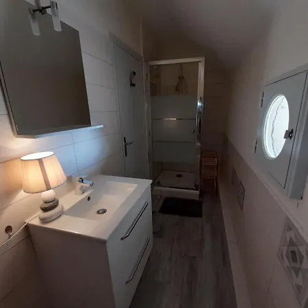 Cosy Avec Wi-fi A 50m Du Centre, Proche Des Thermes - - Fr-1-541-56